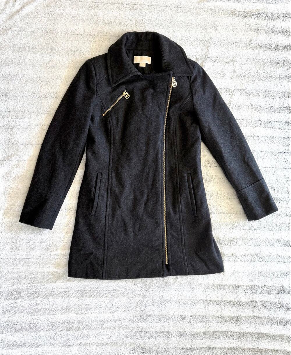 Michael Kors Wool Blend Asymmetrical Coat Size 6 Charcoal Gray Gold Zip